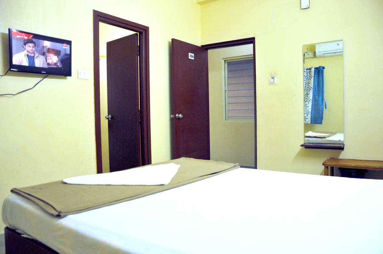 Ksr Grands Hotel Тирупати Екстериор снимка